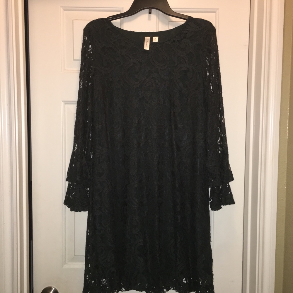 Tacera lace dress